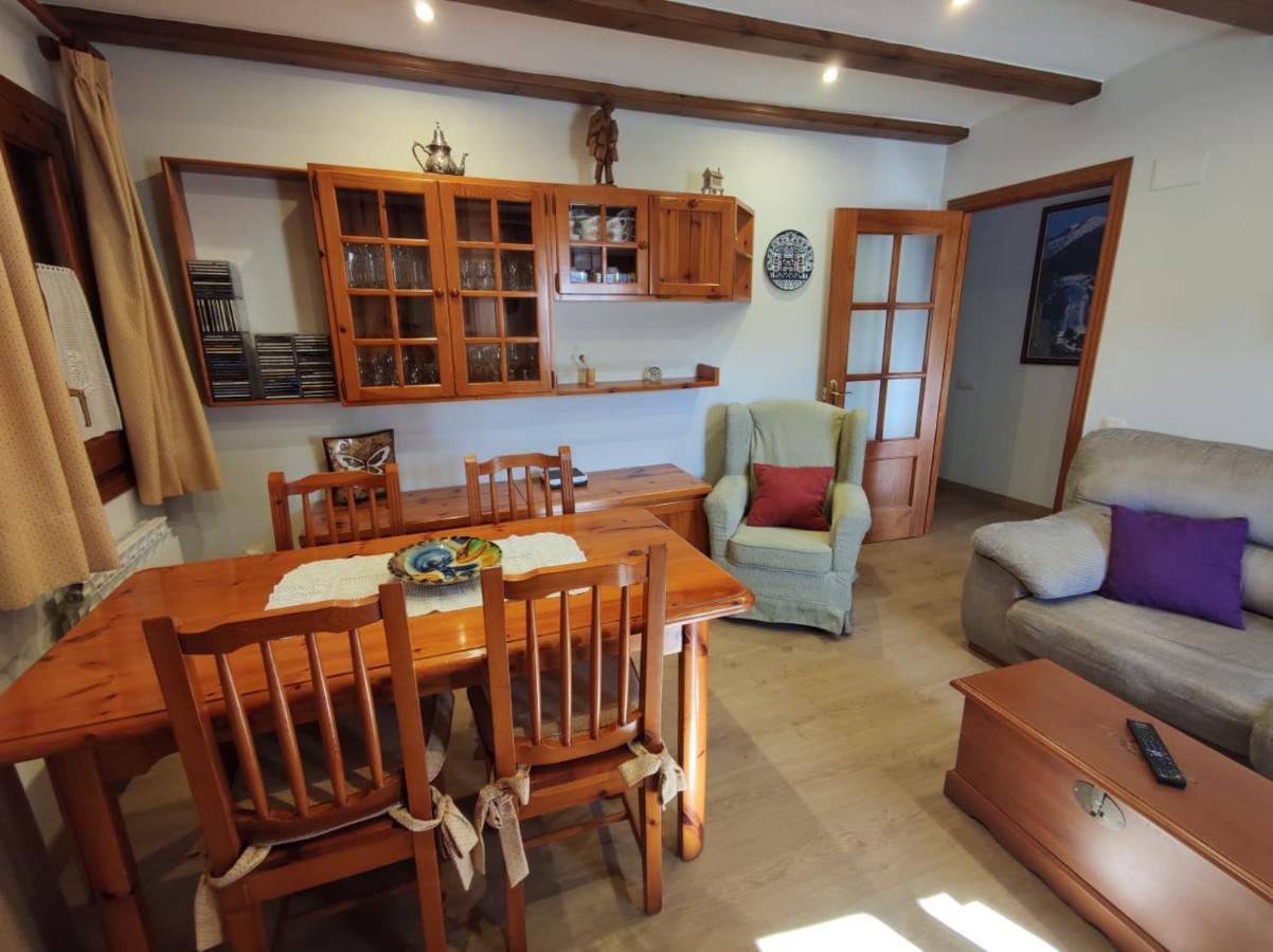 Apartamento Casa Siñantonio Benasque centro Exterior foto